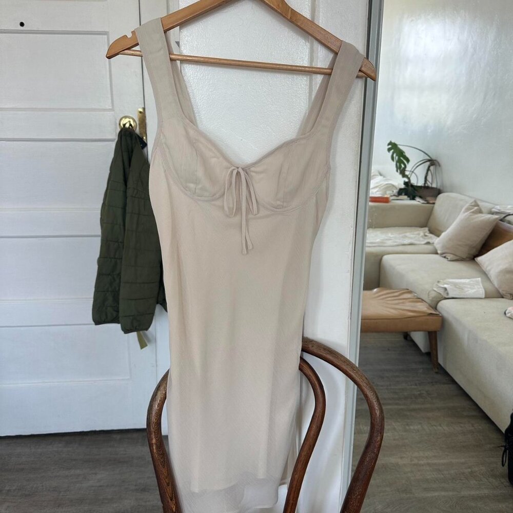 Nia dress with tie detail  white or cream very pretty! never worn